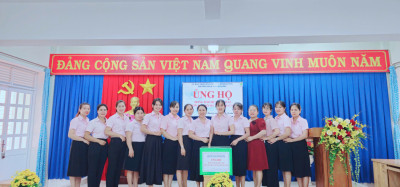 CHI BỘ TRƯỜNG MẦM NON HÒA PHÚ LAN TỎA TINH THẦN "TƯƠNG THÂN TƯƠNG ÁI", CHUNG TAY ỦNG HỘ ĐỒNG BÀO BỊ THIỆT HẠI DO CƠN BÃO SỐ 10 (BUALOI) GÂY RA.