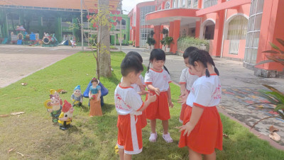 KHÁM PHÁ "KHU VƯỜN CỔ TÍCH", CHUYẾN PHIÊU LƯU ĐẦY MÀU SẮC CỦA BÉ MẦM 1 TRƯỜNG MẦM NON HÒA PHÚ