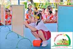 Bé chuẩn bị vào lớp 1