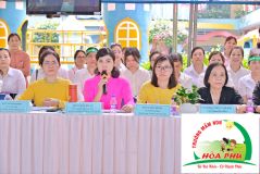 Bé chuẩn bị vào lớp 1