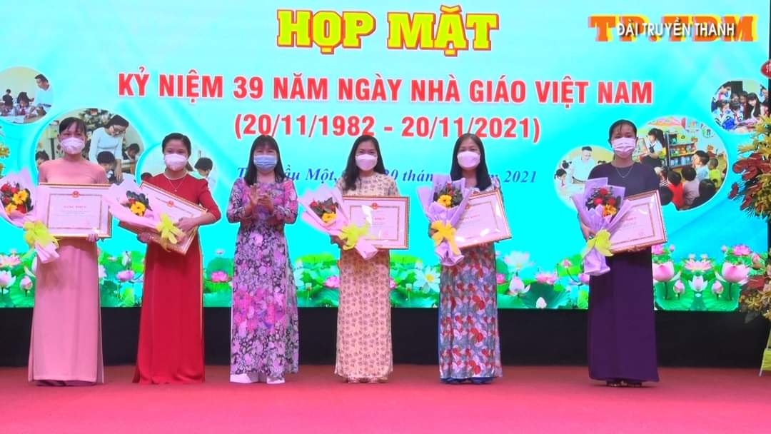 20 11