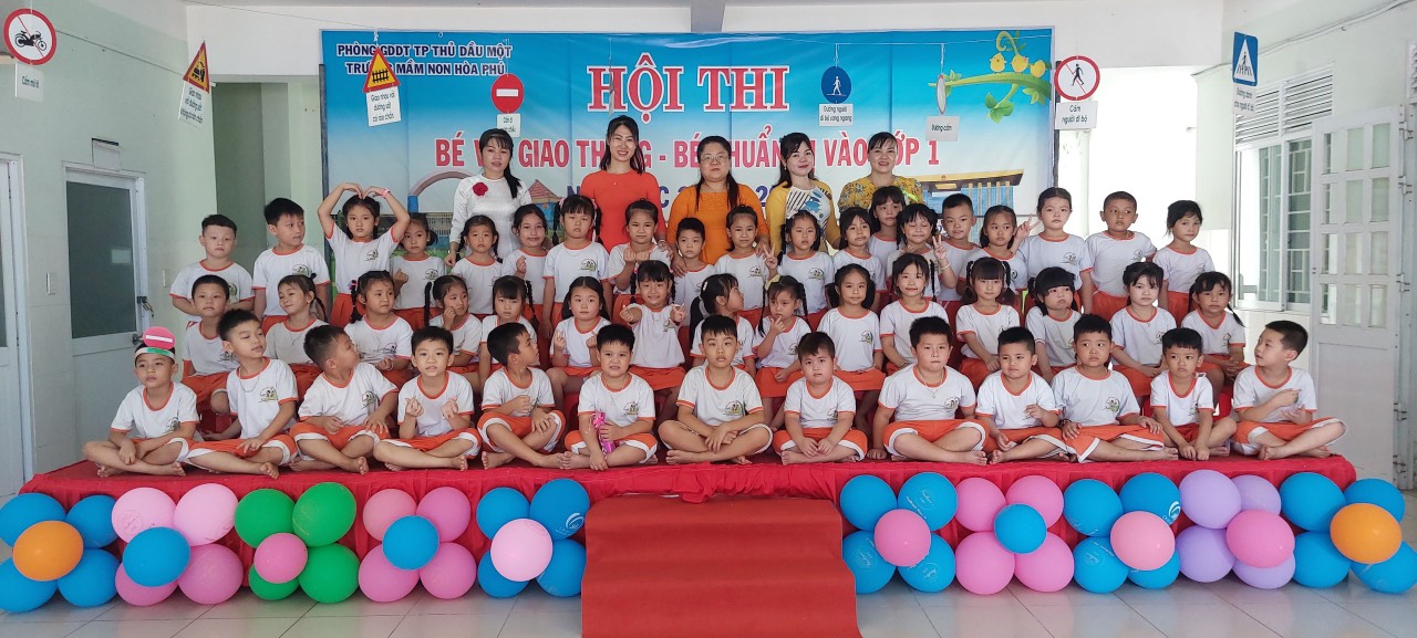 Hội thi "Bé vui giao thông” – “Bé chuẩn bị vào lớp 1”