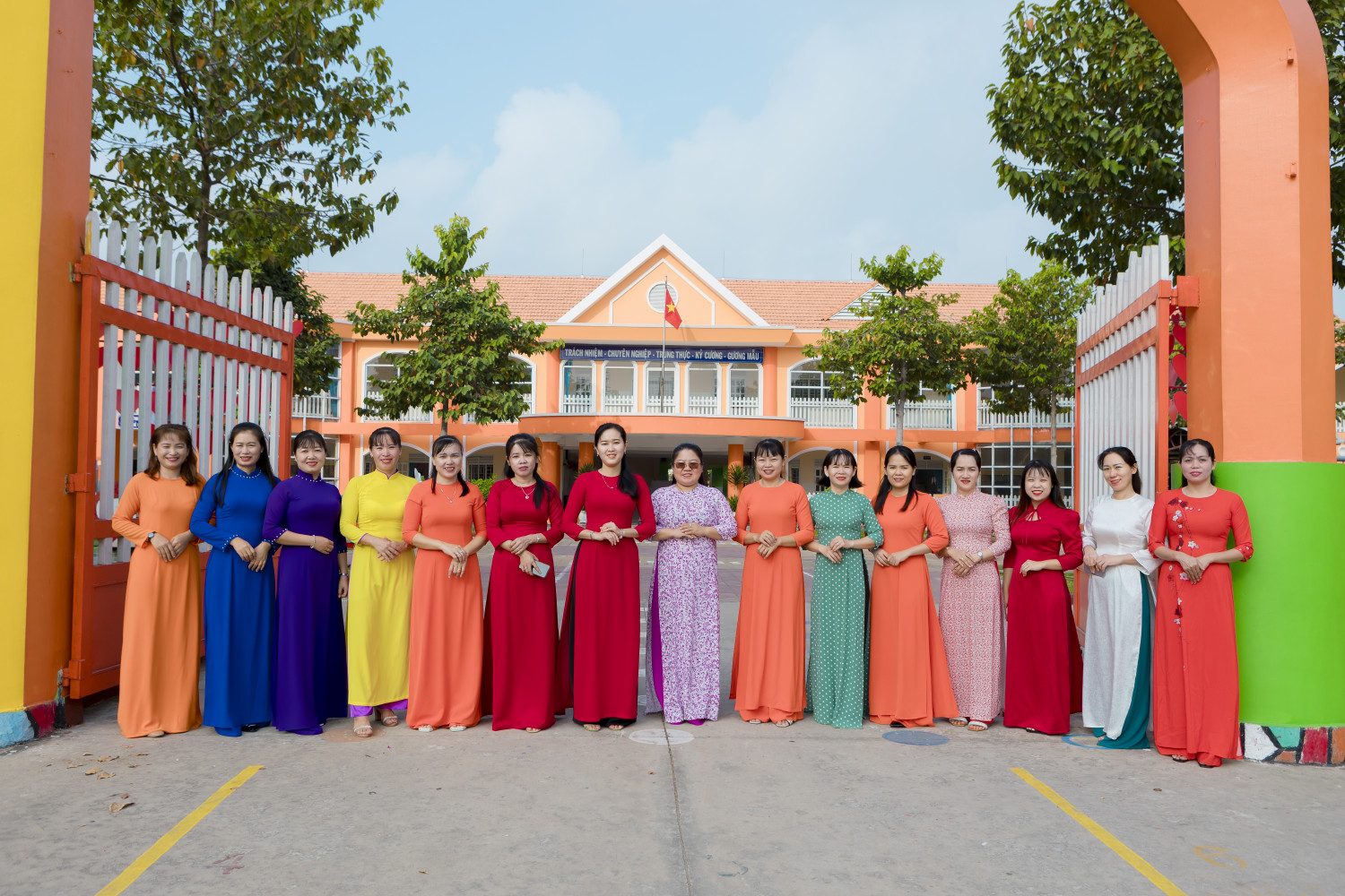 HƯỞNG ỨNG TUẦN LỄ ÁO DÀI