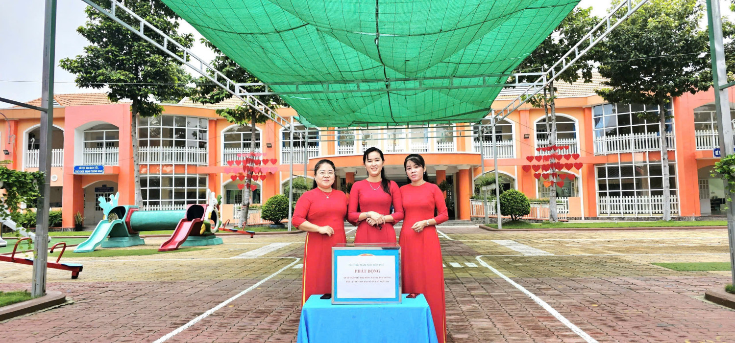 TRƯỜNG MẦM NON HÒA PHÚ PHÁT ĐỘNG ỦNG HỘ ĐỒNG BÀO VÙNG BÃO LỤT DO CƠN BÃO SỐ 4 VÀ SỐ 5, TRONG NGÀY TỔ CHỨC KHAI GIẢNG NĂM HỌC 2025-2026
