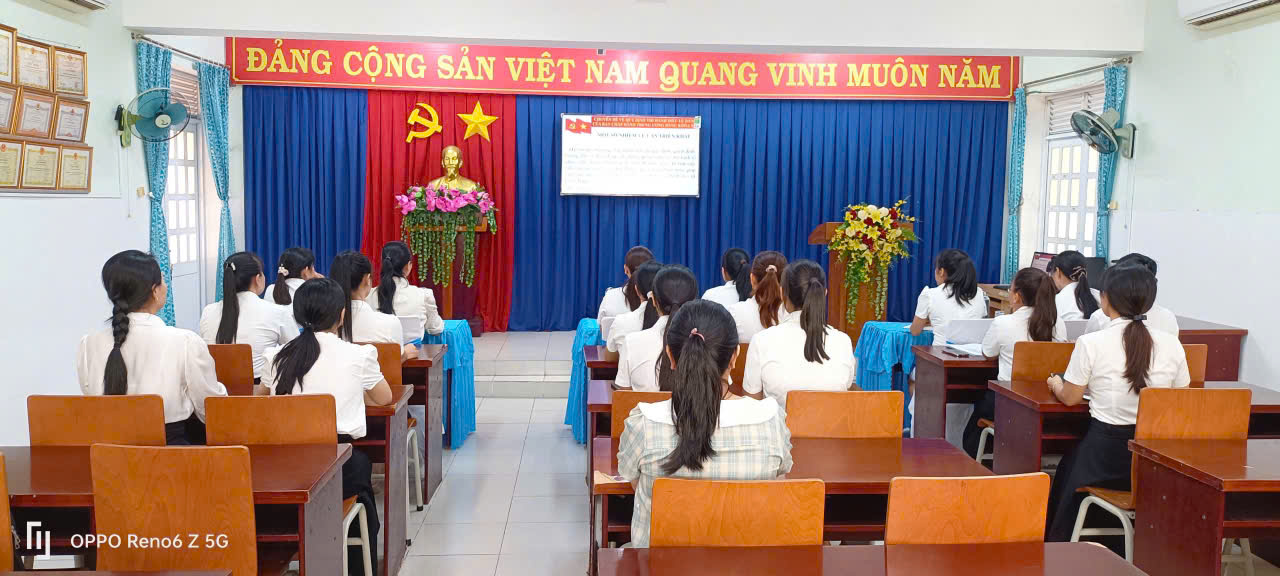 z7719484011422 684e2186d0ad66e0e2eb9f678f46e5c4