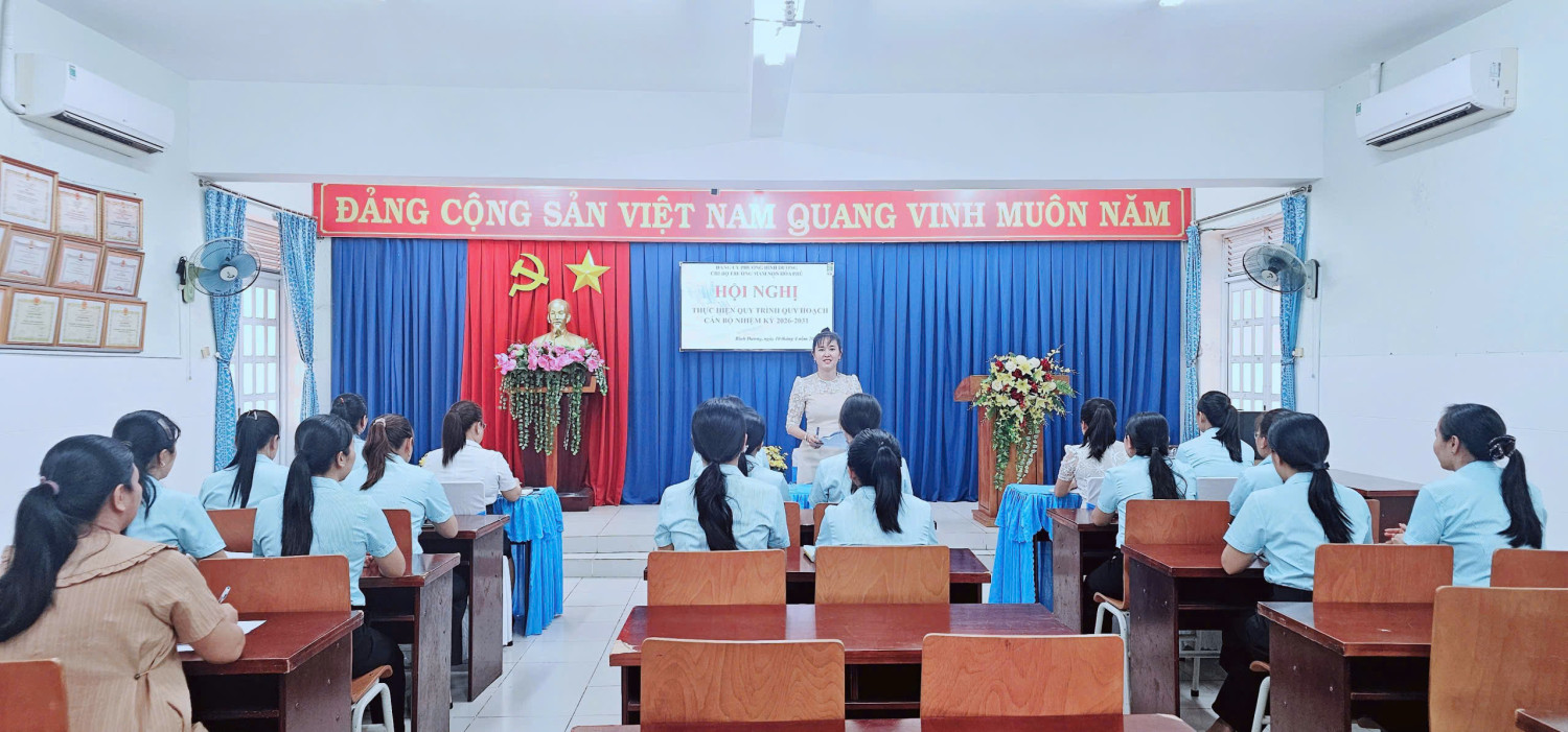 CHI BỘ TRƯỜNG MẦM NON HÒA PHÚ TỔ CHỨC HỘI NGHỊ QUY HOẠCH CÁN BỘ NHIỆM KỲ 2026 - 2031