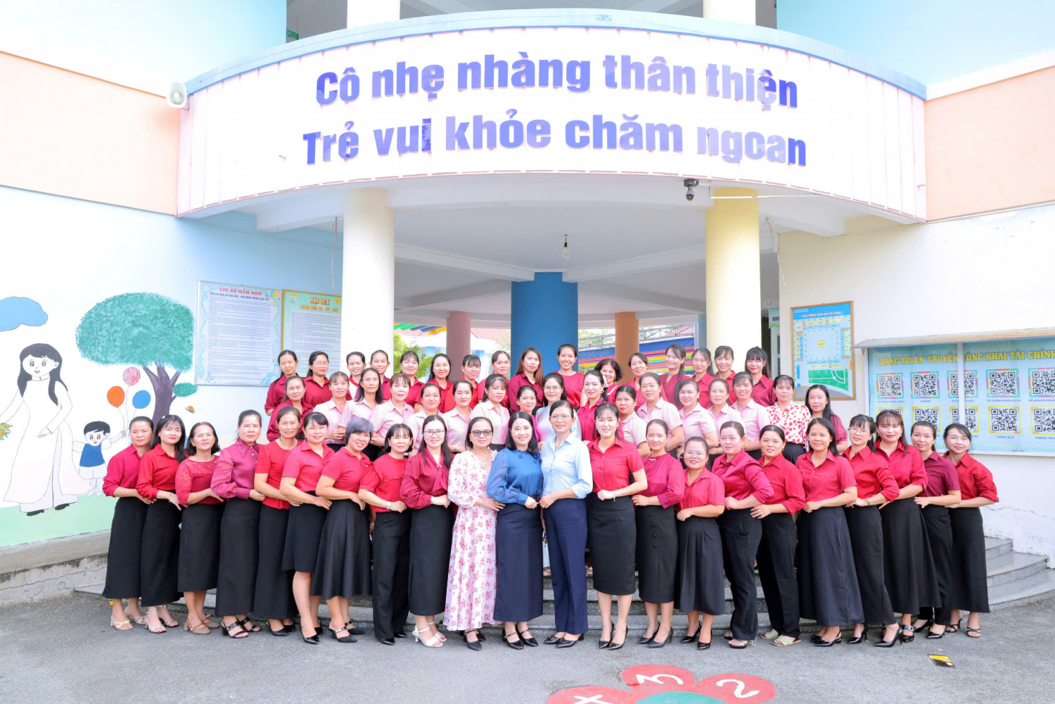 TRƯỜNG MẦM NON BÌNH DƯƠNG TỔ CHỨC HỌP MẶT CHÀO MỪNG NGÀY PHỤ NỮ VIỆT NAM 20/10