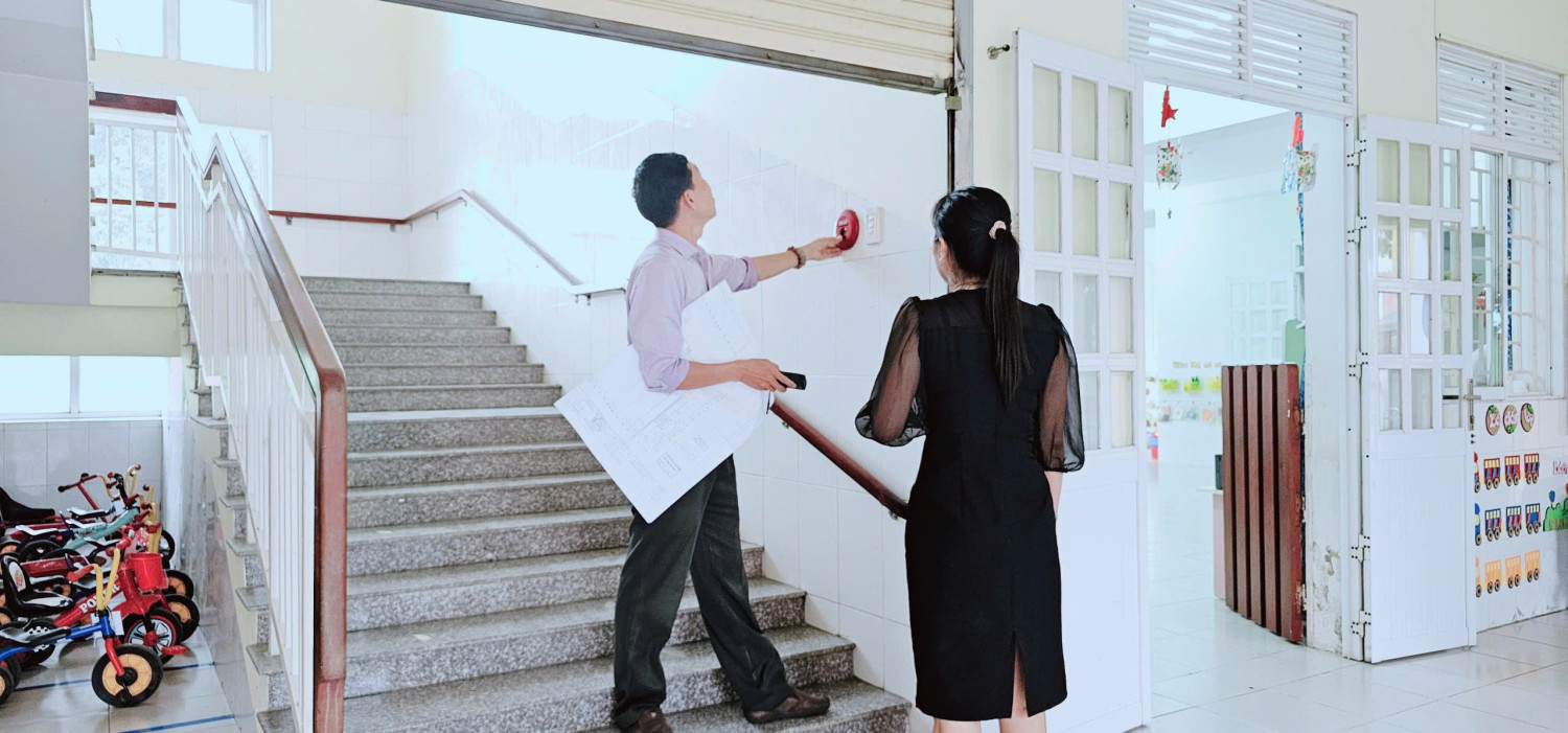 KIỂM TRA, ĐÁNH GIÁ CÔNG TÁC PCCC TẠI TRƯỜNG MẦM NON HÒA PHÚ